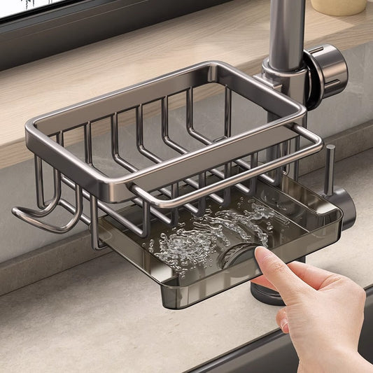 🔥 HOT SALE! Rostfreie Wasserhahn-Ablage aus Weltraum-Aluminium – Schluss mit Rost & Chaos am Waschbecken – langlebig, stabil & ideal für Küche & Bad 🚿✨