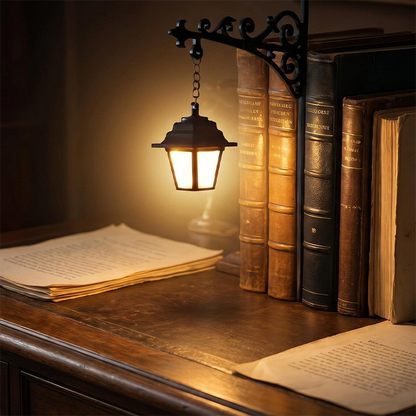 Miniatur-Retro-Straßenlaterne als Buchstützen-Lampe
